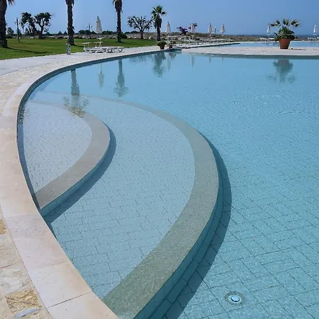 & Relax Masseria Celidonia Lizzano (Apulia)