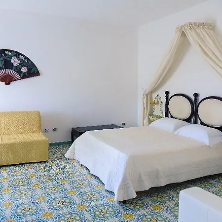 & Relax Masseria Celidonia Farm stay