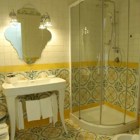 & Relax Masseria Celidonia Farm stay Lizzano (Apulia)
