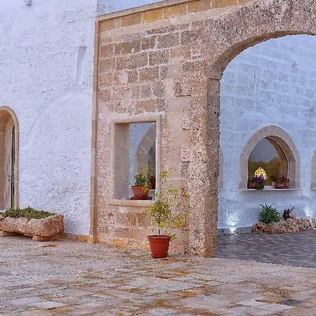 & Relax Masseria Celidonia Farm stay